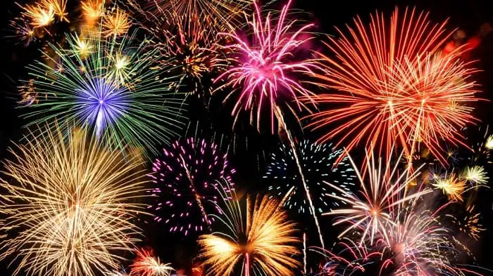 Enjoy the fireworks in Edmonton with family and friends! #fireworks