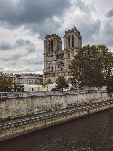 Only have three days to visit in Paris? Be sure to visit Notre Dame in Paris the next time you are in town. 