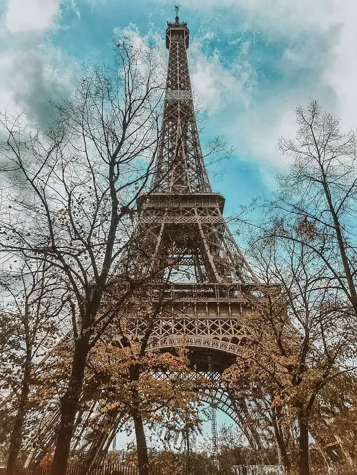 Visit the Eiffel tower on your 3 day trip to Paris! Here is how to spend three days in Paris like a local!