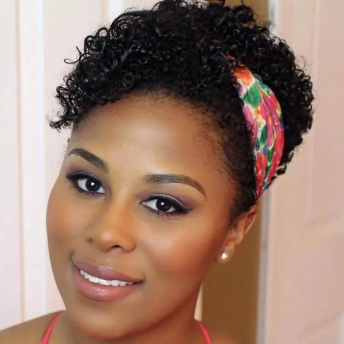 If you are looking for a short hairstyle for natural hair that is easy to maintain, I think this one with a wrap is perfect! #naturalhair
