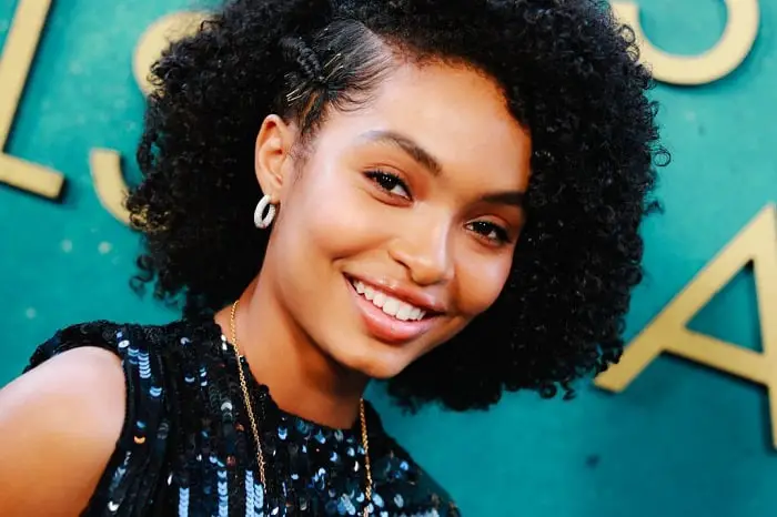 Check out this amazing hairstyle that Yara Shahidi rocks!