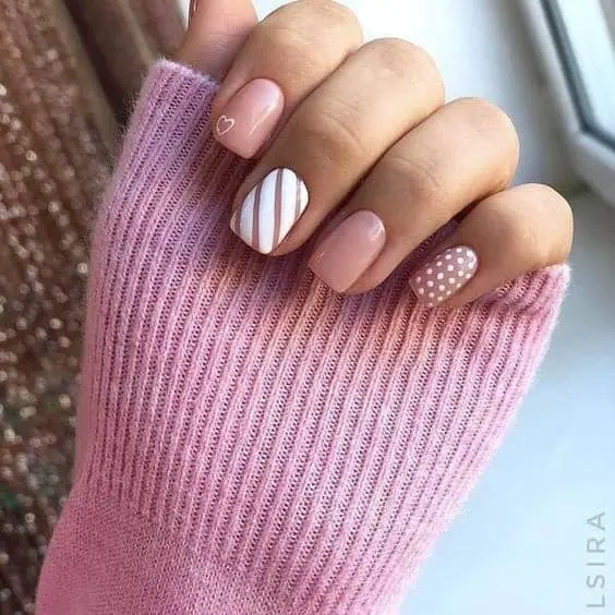 Trendy Nails for Valentines day Valentine's Day is such a fun, extra holiday that can be done in a really classy way. I love decorating my home, baking, finding a gorgeous outfit, and even doing my nails for the holiday.