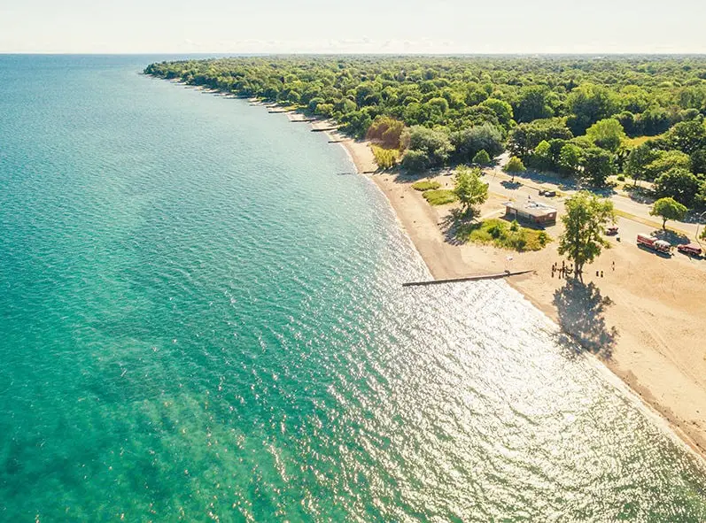 Sarnia Cantara Beach In Ontario. Does Sarnia have a beach? Yes they do and it's gorgeous. It has one of the best beaches in Ontario.